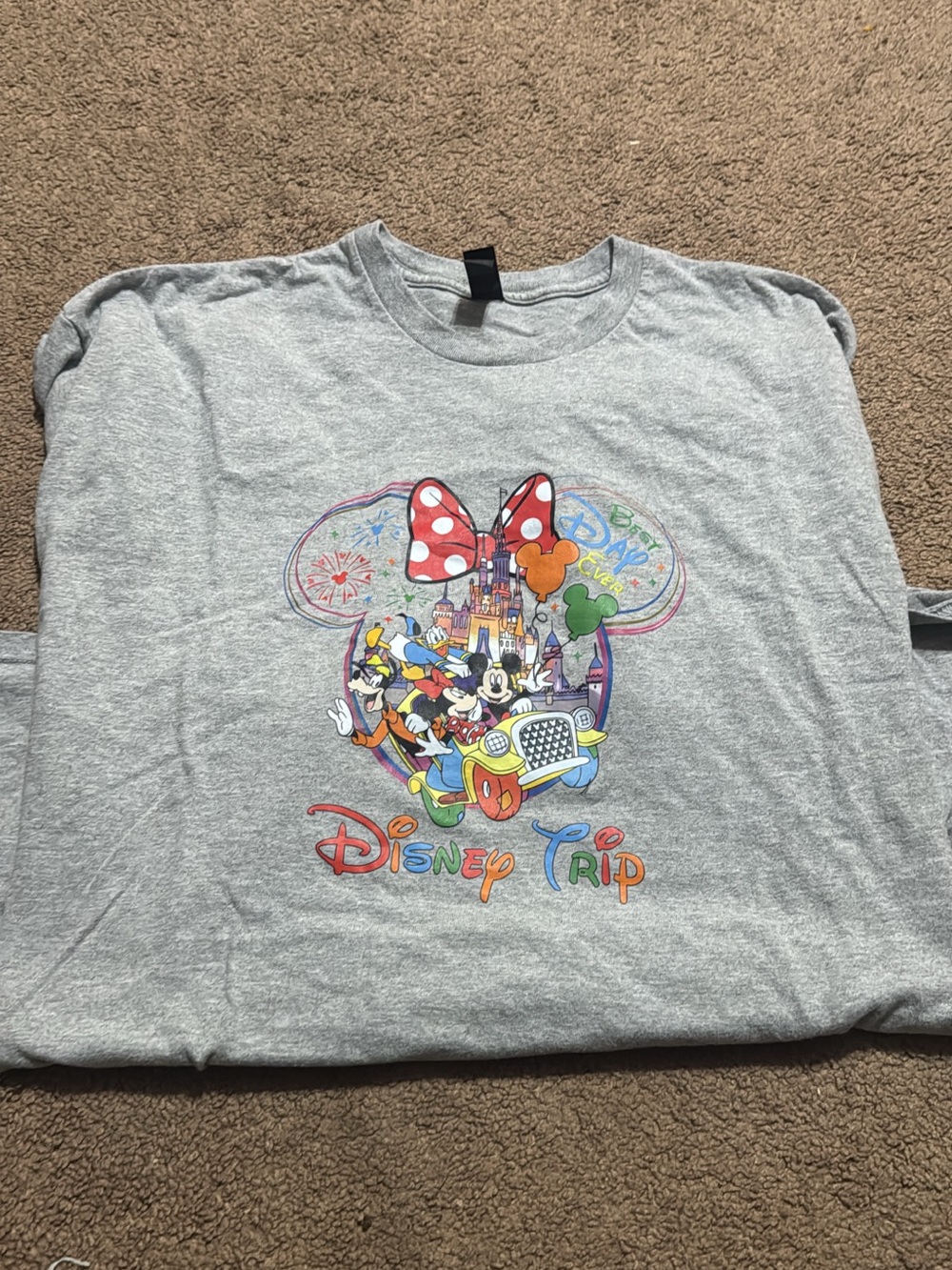 Gildan Gray Disney Trip Graphic Tee with Red Bow Accent